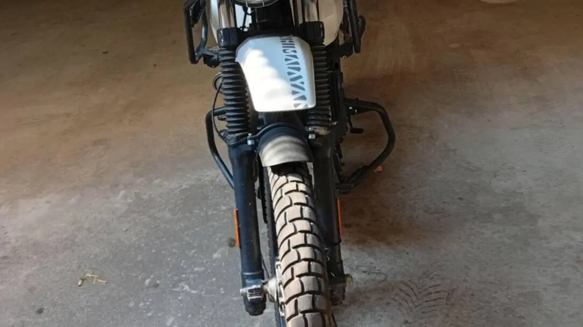 Royal Enfield Himalayan 411 (2017 - 20)  (3)