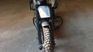 Royal Enfield Himalayan 411 (2017 - 20)  (3)