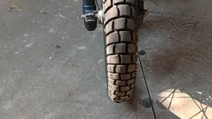 Royal Enfield Himalayan 411 (2017 - 20)  (4)
