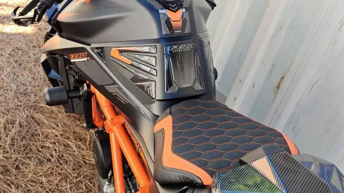 KTM 1390 Super Duke R EVO (2024 - 26)  (7)