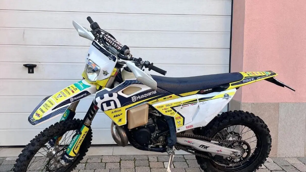 Husqvarna TE 250 (2024)  (2)