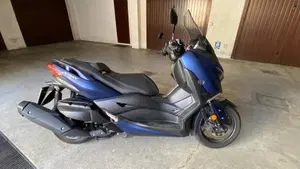 Yamaha X-Max 400 ABS (2017 - 20)  (4)