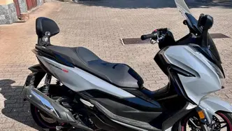 Honda Forza 300 Deluxe ABS (2018 - 20) usata