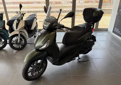 Piaggio Beverly 300 ABS-ASR (2021 - 25) - Annuncio 10080737