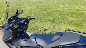 Yamaha T-Max 560 Tech Max (2022 - 24)  (7)