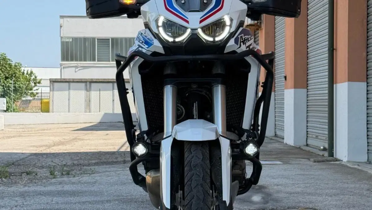 Honda Africa Twin CRF 1100L DCT (2020 - 21)  (8)