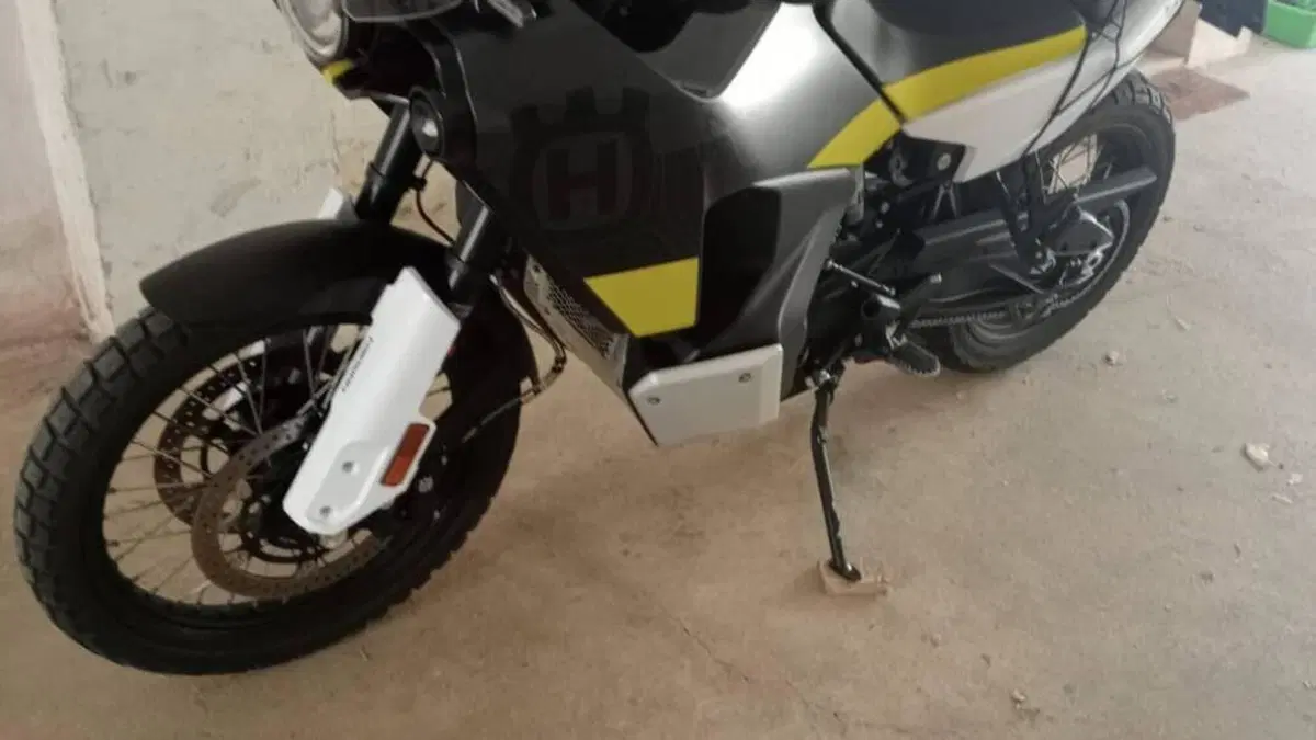 Husqvarna Norden 901 (2022 - 26)  (5)