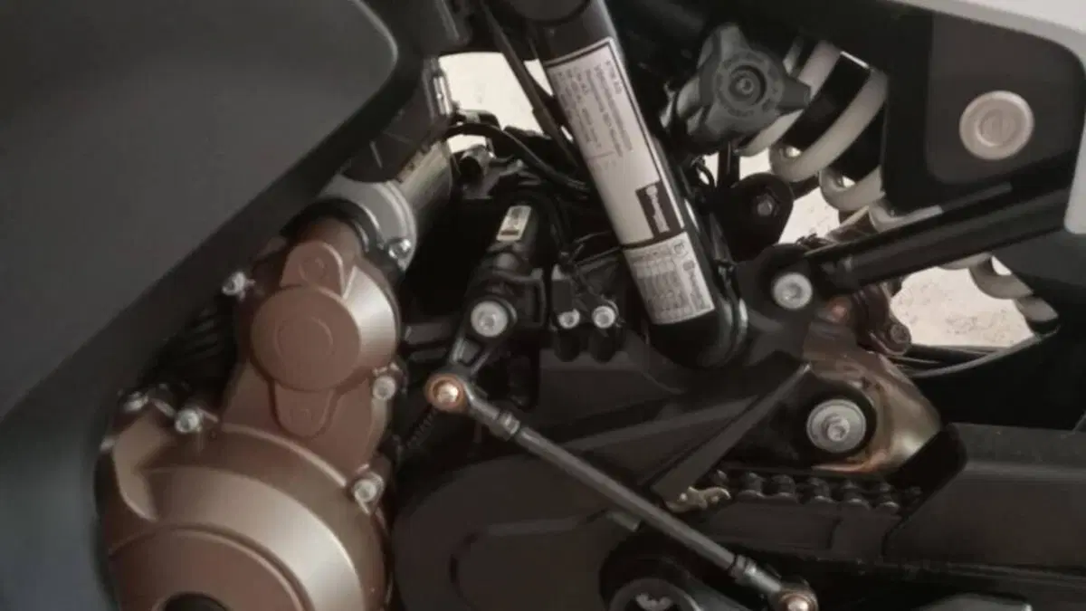 Husqvarna Norden 901 (2022 - 26)  (13)