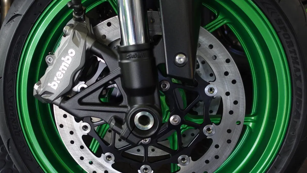 Kawasaki Z 1100 (2026)  (3)