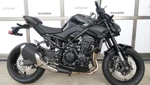 Kawasaki Z 900 A2 (2025 - 26)  (4)