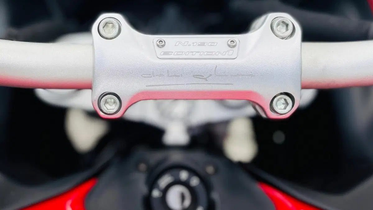 MV Agusta Turismo Veloce 800 (2014 - 16)  (5)