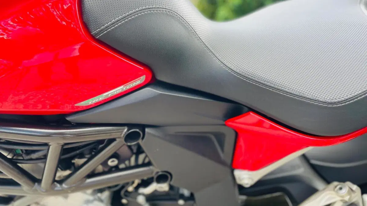 MV Agusta Turismo Veloce 800 (2014 - 16)  (6)