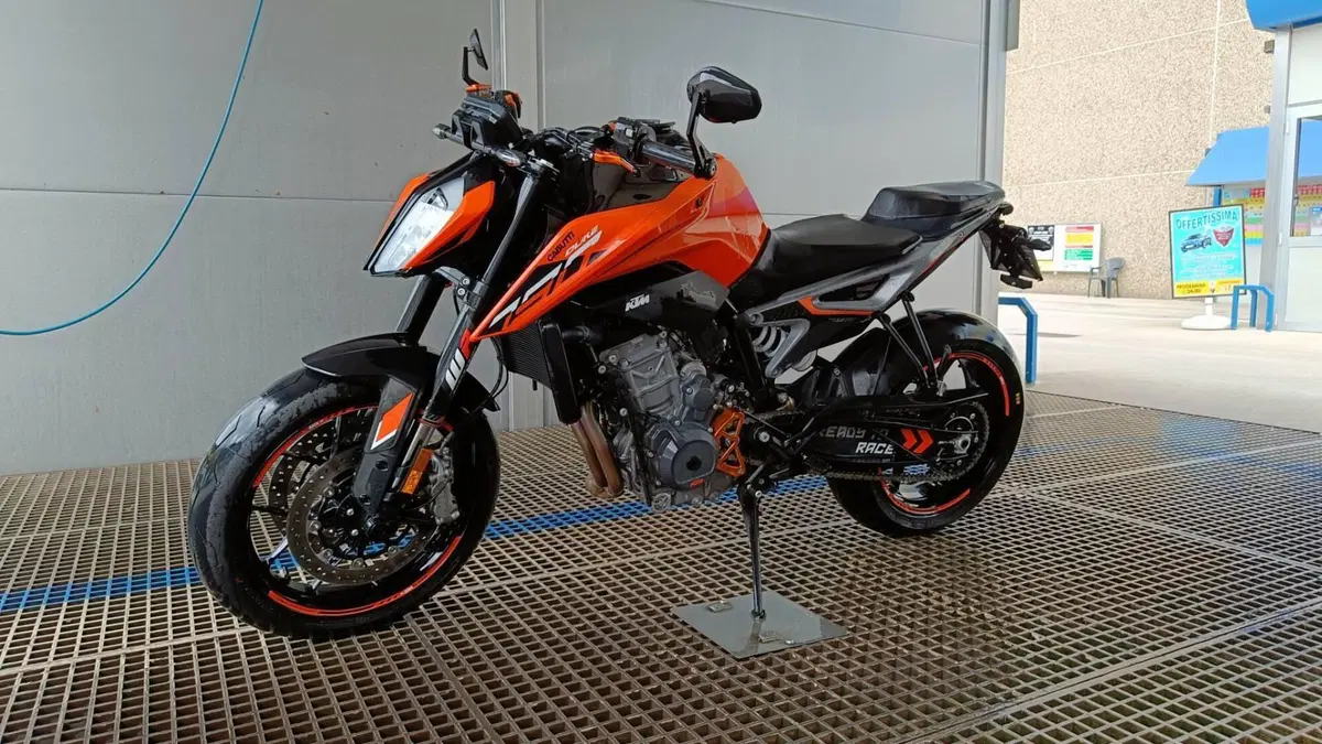 KTM 790 Duke L (2023 - 24) 