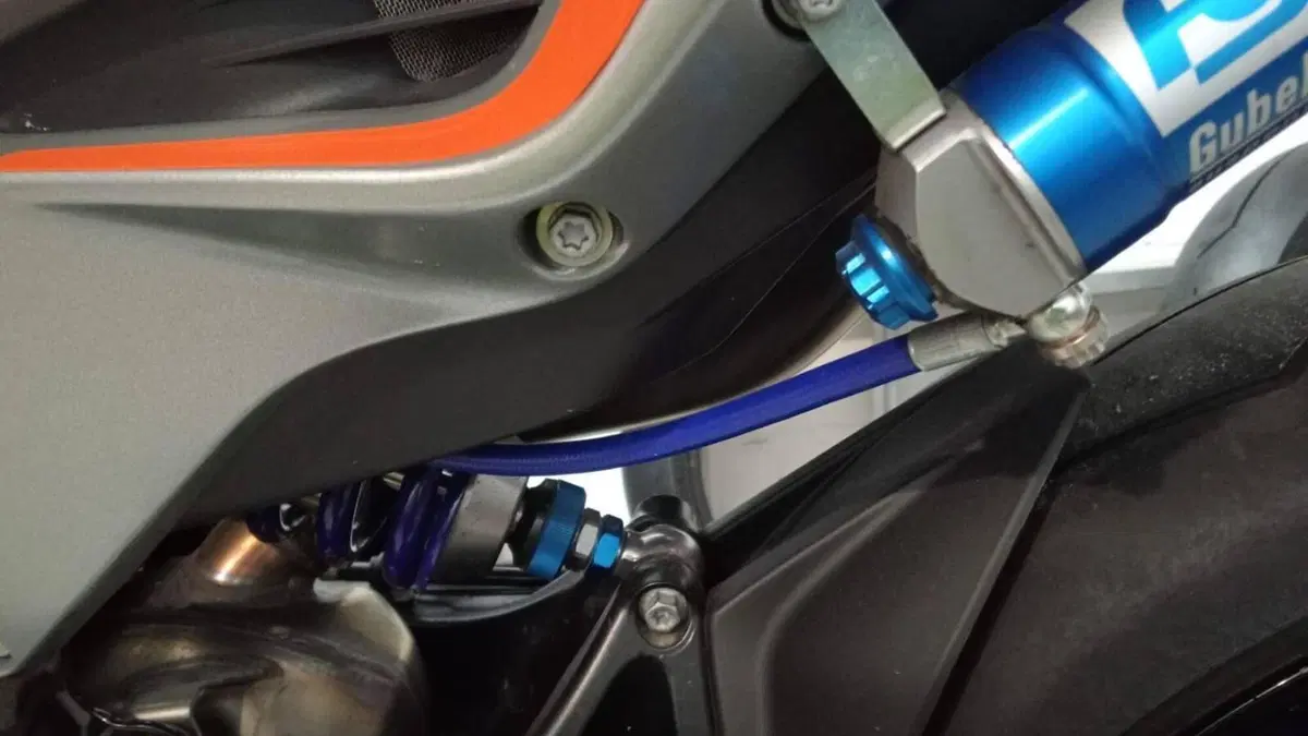 KTM 790 Duke L (2019 - 20)  (5)