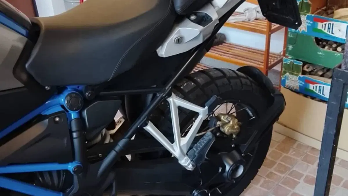 Bmw R 1200 GS (2017 - 18)  (2)