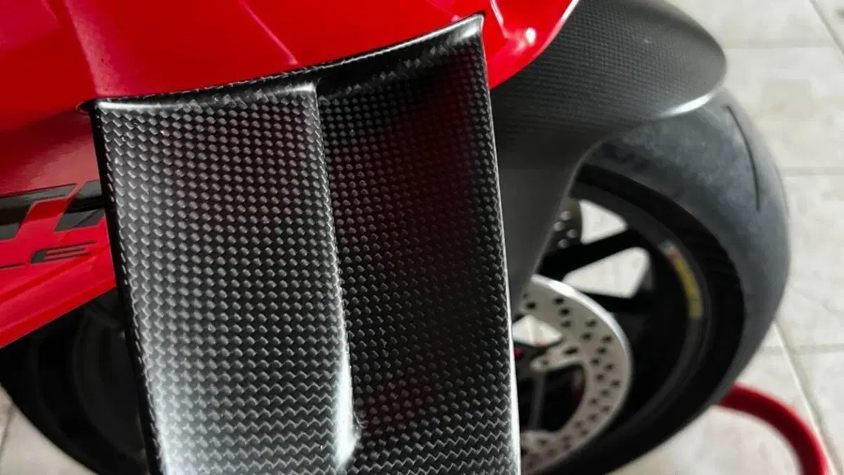 Ducati Panigale V4 S (2022 - 24)  (3)