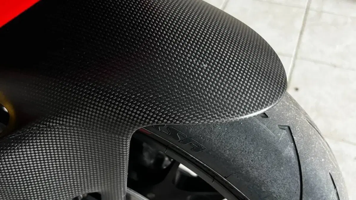 Ducati Panigale V4 S (2022 - 24)  (4)