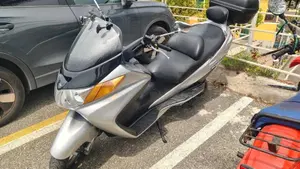 Suzuki Burgman AN 400 Businnes (2001 - 03)  (2)