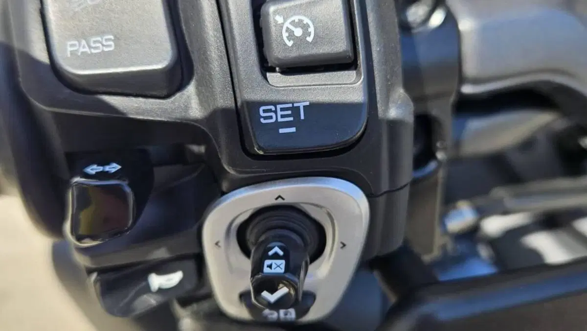 Yamaha T-Max 560 Tech Max (2022 - 24)  (9)