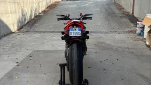 Ducati Streetfighter V4 1100 S (2021 - 22)  (2)