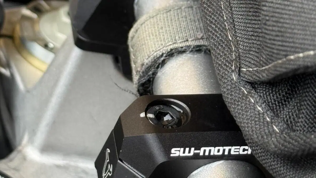 Yamaha XT1200Z Super Ténéré ABS (2010 - 15)  (6)
