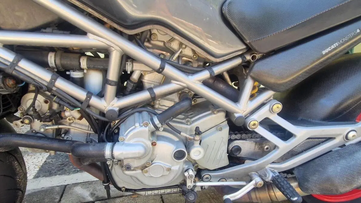 Ducati Monster S4 (2001 - 03)  (2)