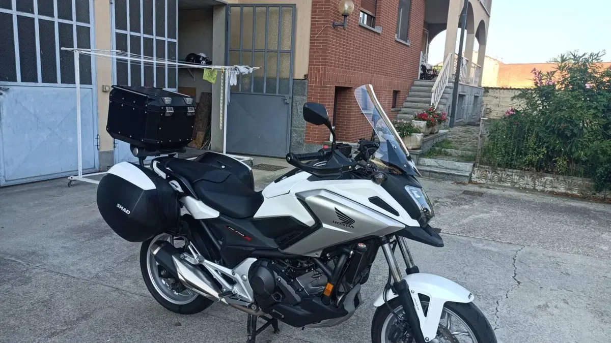 Honda NC 750 X DCT ABS (2016 -17)  (4)