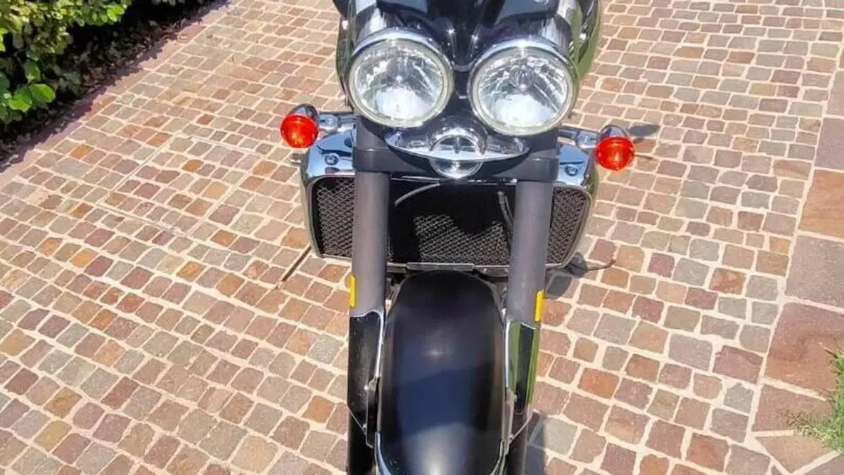 Triumph Rocket 3 Roadster ABS (2010 - 17)  (3)