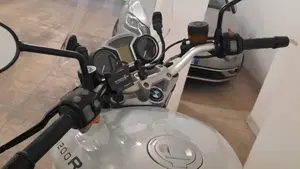 Bmw R 1200 R (2011 - 14)  (2)