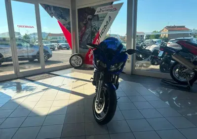 Yamaha FZS 600 Fazer (2002 - 03) - Annuncio 10081047