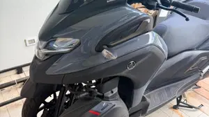 Yamaha Tricity 300 (2021 - 24)  (2)