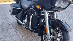 Harley-Davidson 1690 Road Glide Ultra (2015 - 16) - FLRTU  (6)
