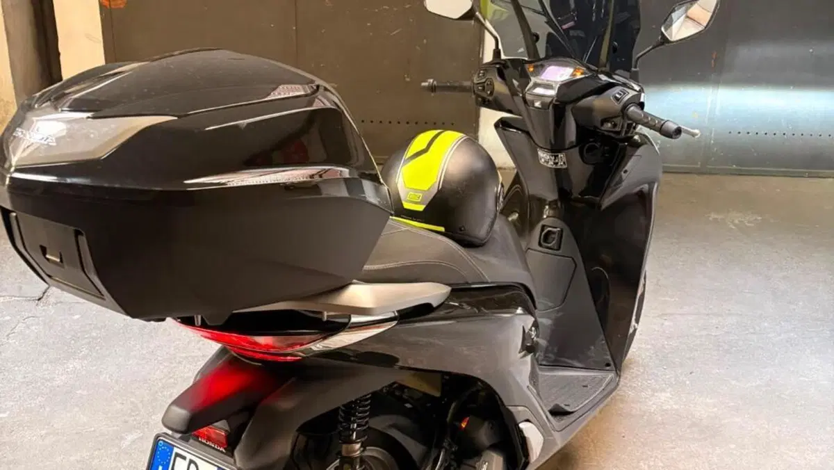 Honda SH 150i (2020 - 23)  (2)