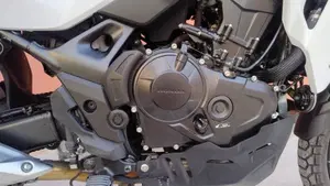 Honda Transalp XL750 Easy Travel (2023 - 24)  (7)