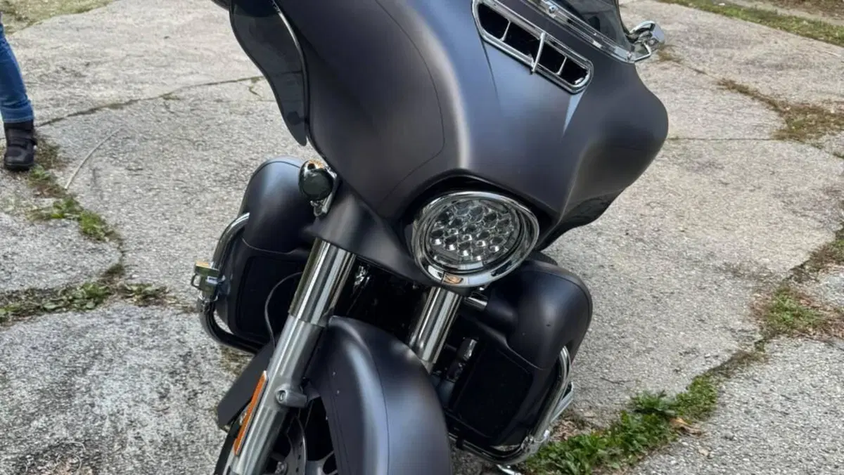 Harley-Davidson 1690 Street Glide Special (2014 - 16) - FLHX  (2)