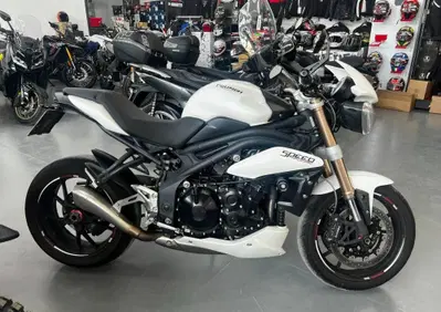 Triumph Speed Triple 1050 (2011 - 13) - Annuncio 10081110