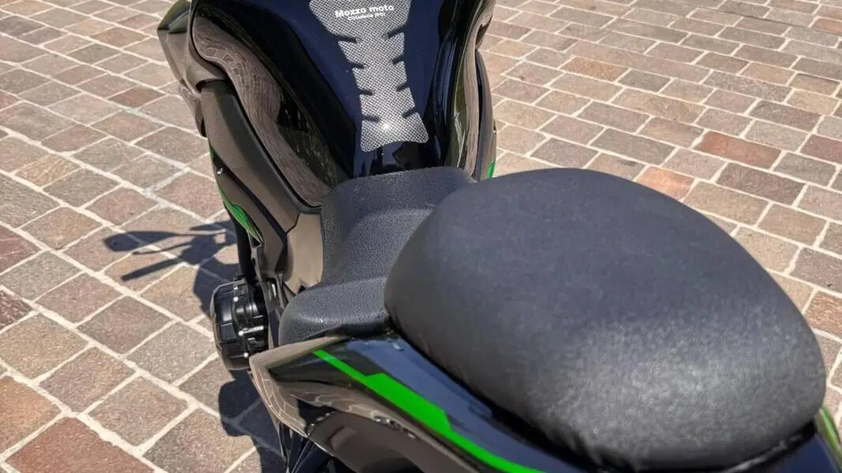 Kawasaki Z 900 (2021 - 24)  (7)