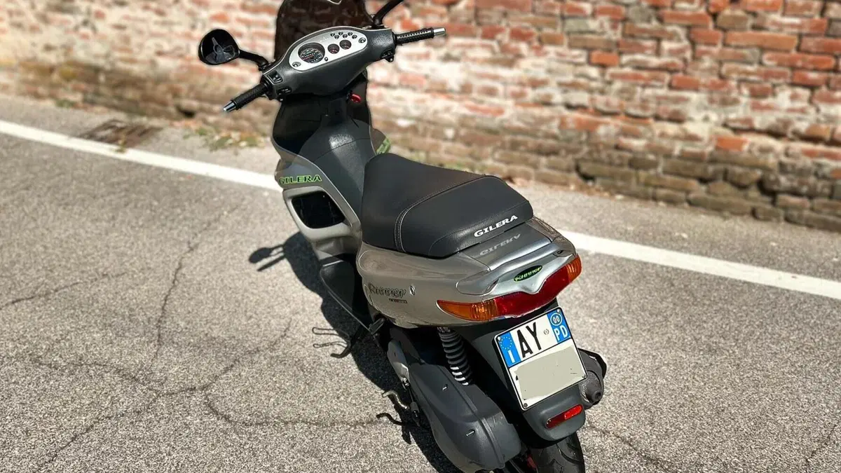 Gilera Runner 180 FXR Kat  (2)