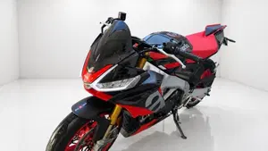 Aprilia Tuono V4 Factory (2021 - 24) 