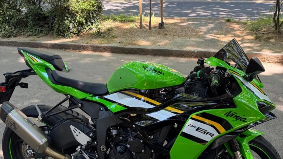 Kawasaki Ninja 636 ZX-6R (2024 - 26)  (2)