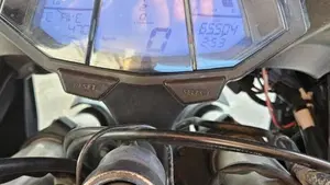 Yamaha YZF R125 (2014 - 16)  (2)