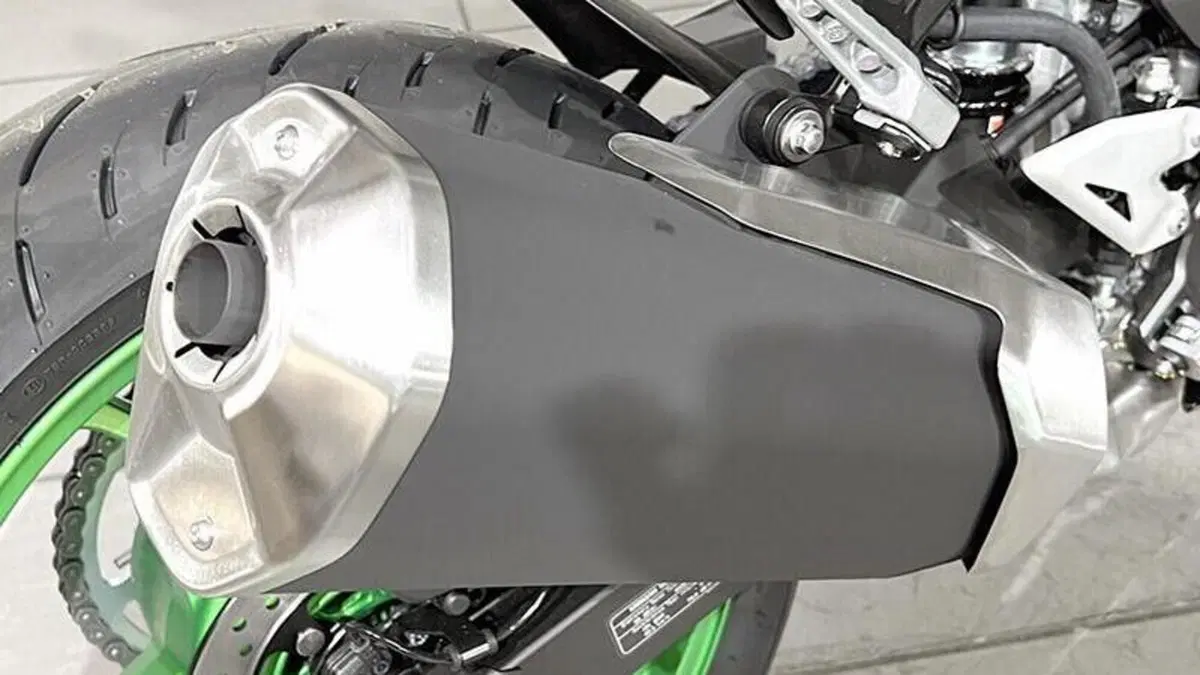 Kawasaki Z 500 SE (2024 - 26)  (3)