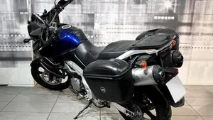 Suzuki V-Strom 1000 (2002 - 06)  (2)