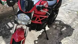 Ducati Monster 796 (2010 - 13)  (2)