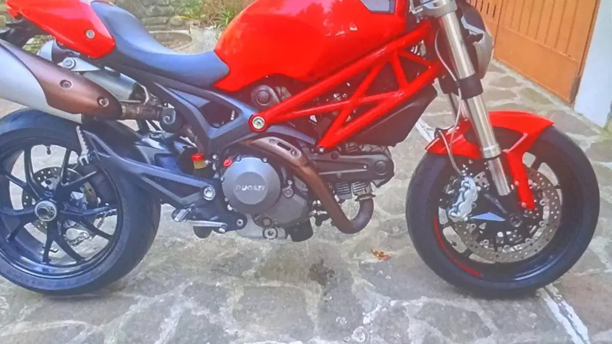 Ducati Monster 796 (2010 - 13)  (6)