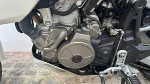 Aprilia Tuareg 660 (2022 - 24)  (4)