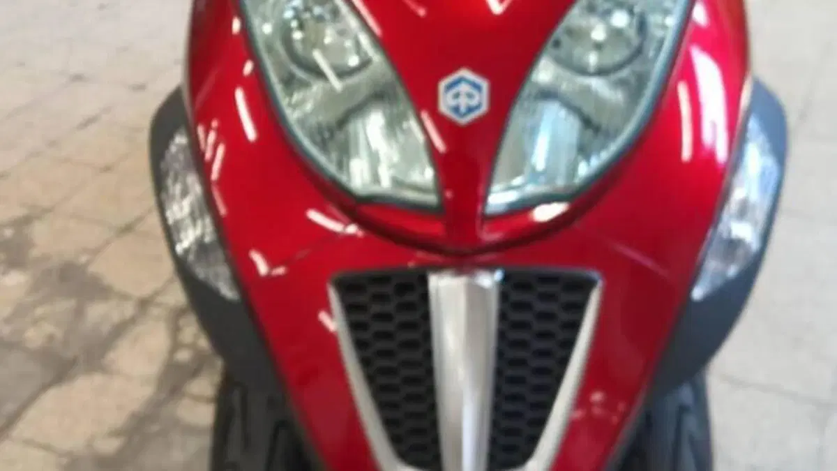 Piaggio MP3 400 Touring (2011 - 12) 