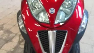 Piaggio MP3 400 Touring (2011 - 12) usata