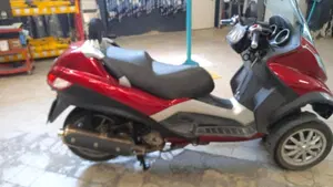 Piaggio MP3 400 Touring (2011 - 12)  (4)