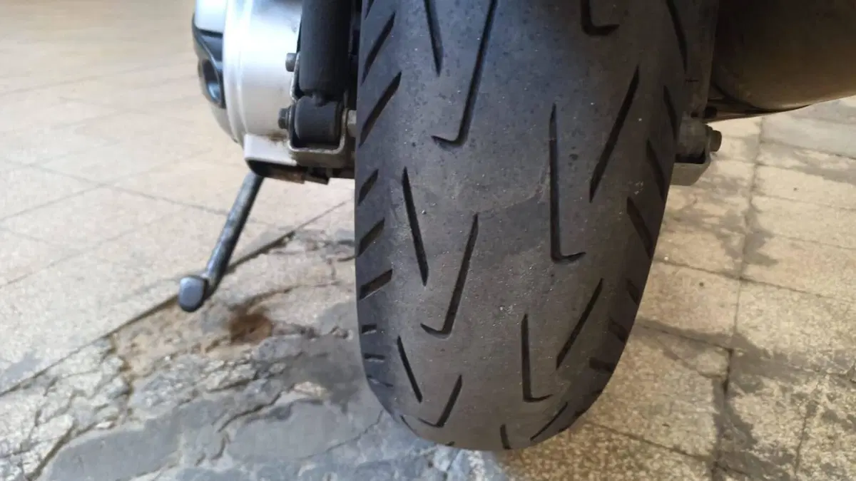 Piaggio MP3 400 Touring (2011 - 12)  (5)